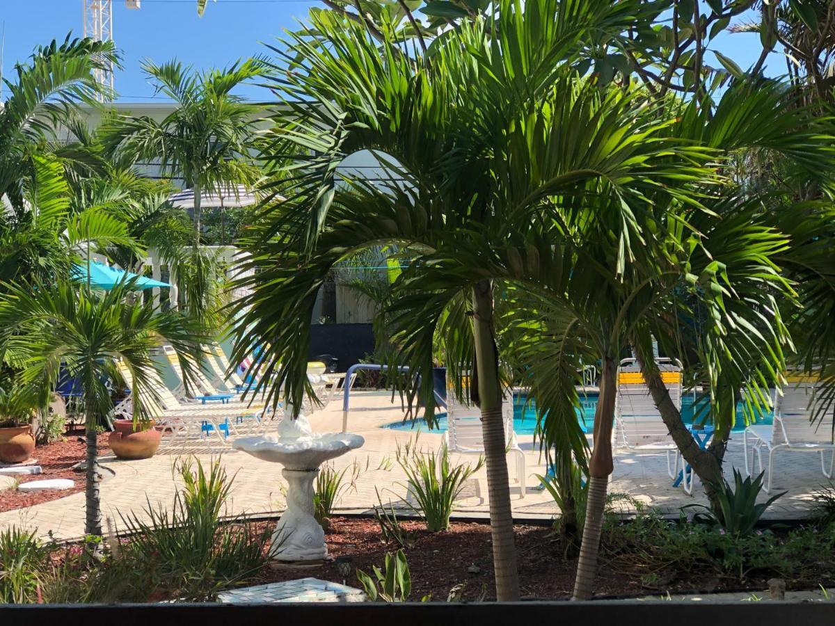 Cheston House - Clothing Optional All Male Guesthouse فورت لودرديل المظهر الخارجي الصورة